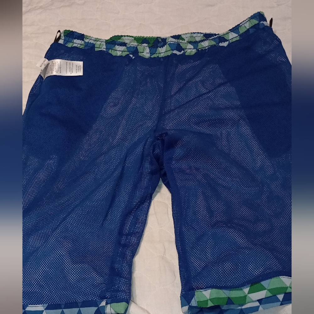 Boys Eddie Bauer Hybrid Short. - Picture 6 of 7